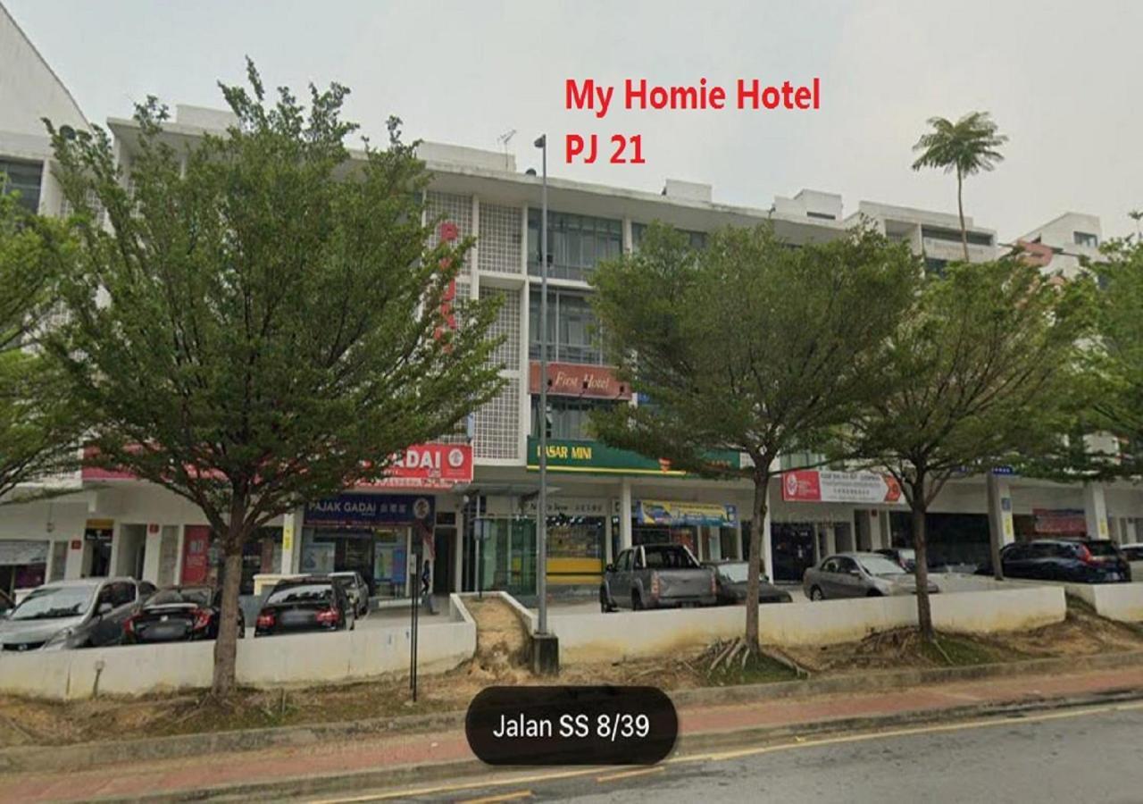 My Homie Hotel Pj Petaling Jaya Exterior foto